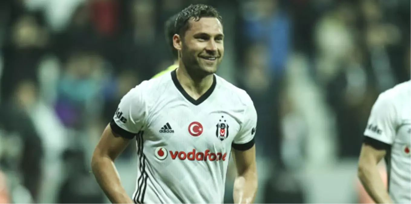 Beşiktaş\'ta Tosic\'e Çin Kancası