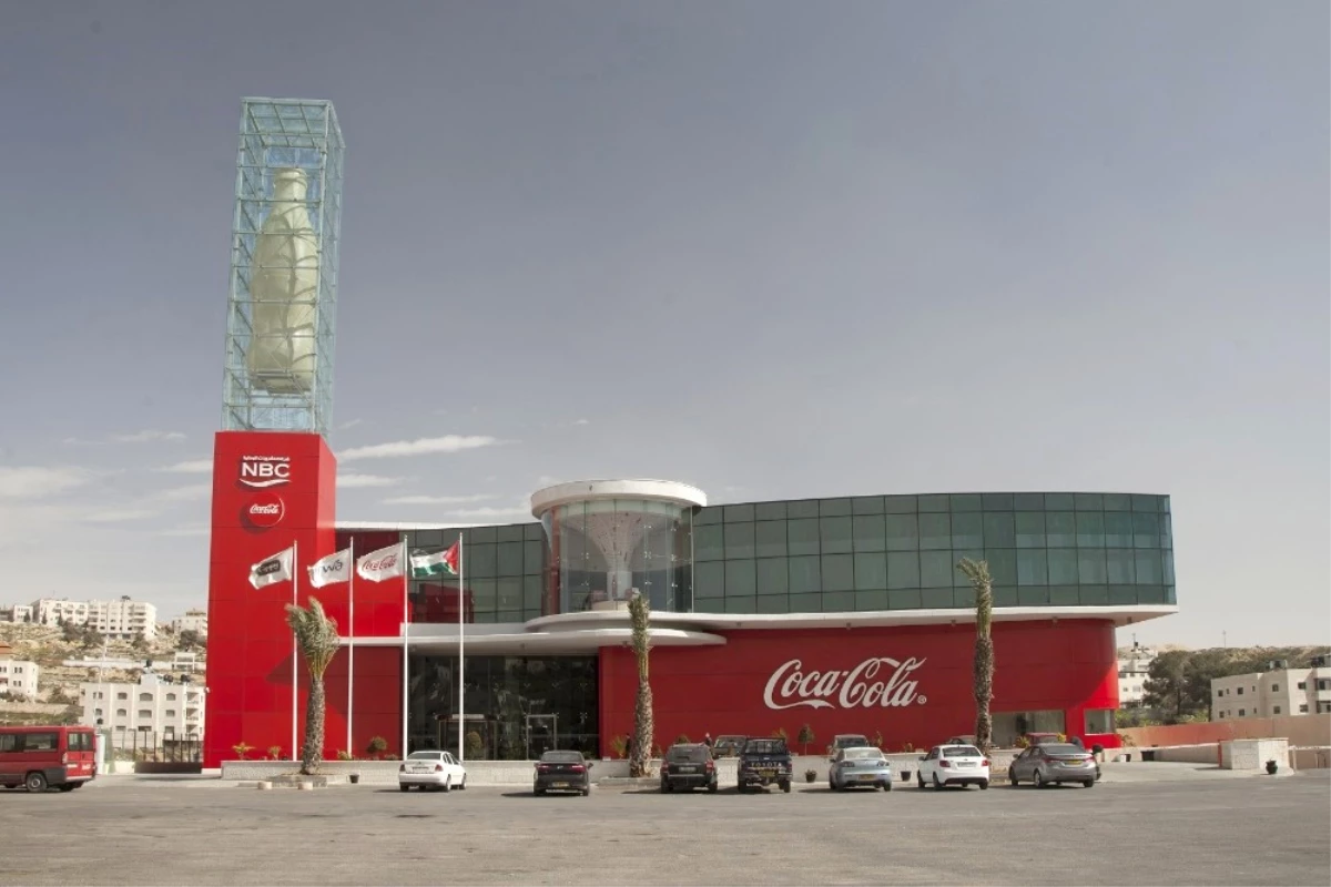 Coca-Cola, Filistin\'de Yatırımlarına Devam Ediyor