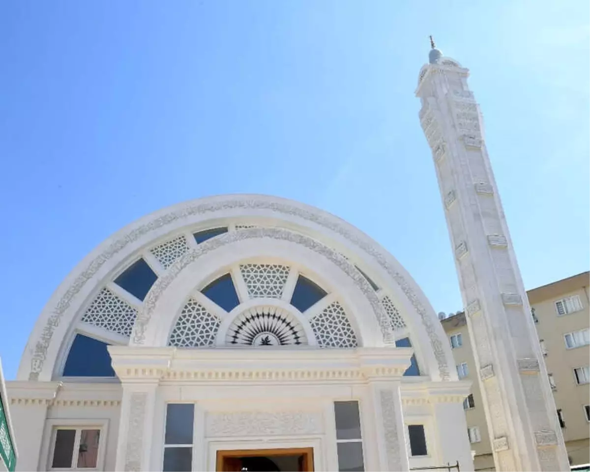 Demirtaş Camii İlk Teravihle İbadete Açılıyor