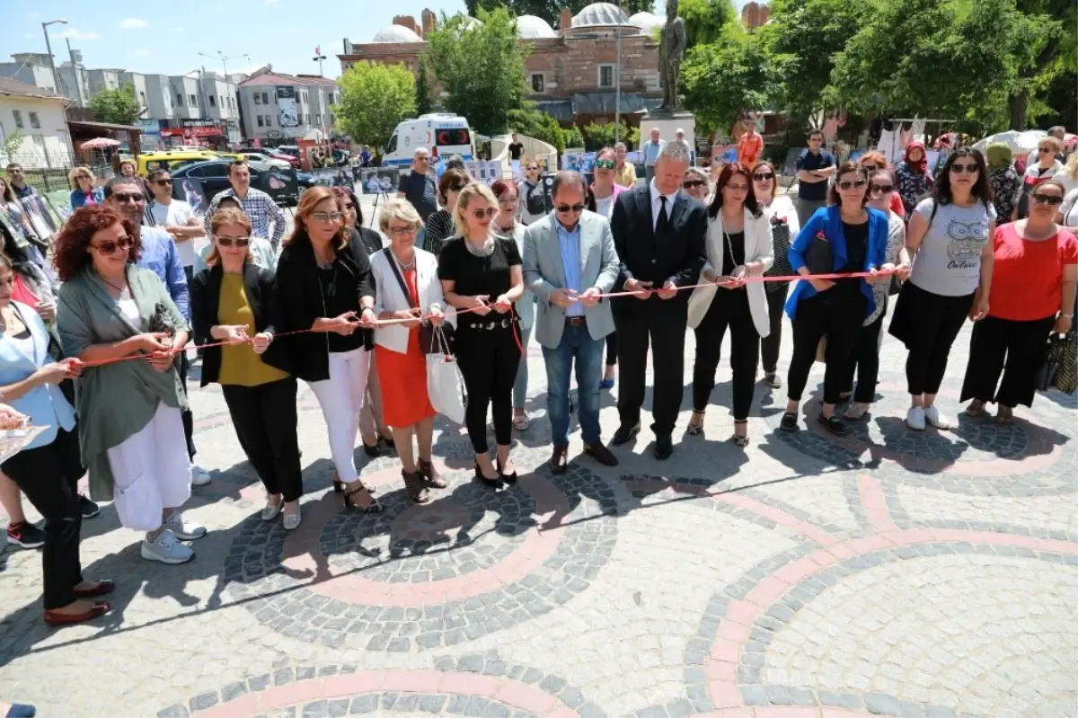 Edirne\'de \'Benim Annem Bir Melek\' Fotoğraf Sergisi Açıldı