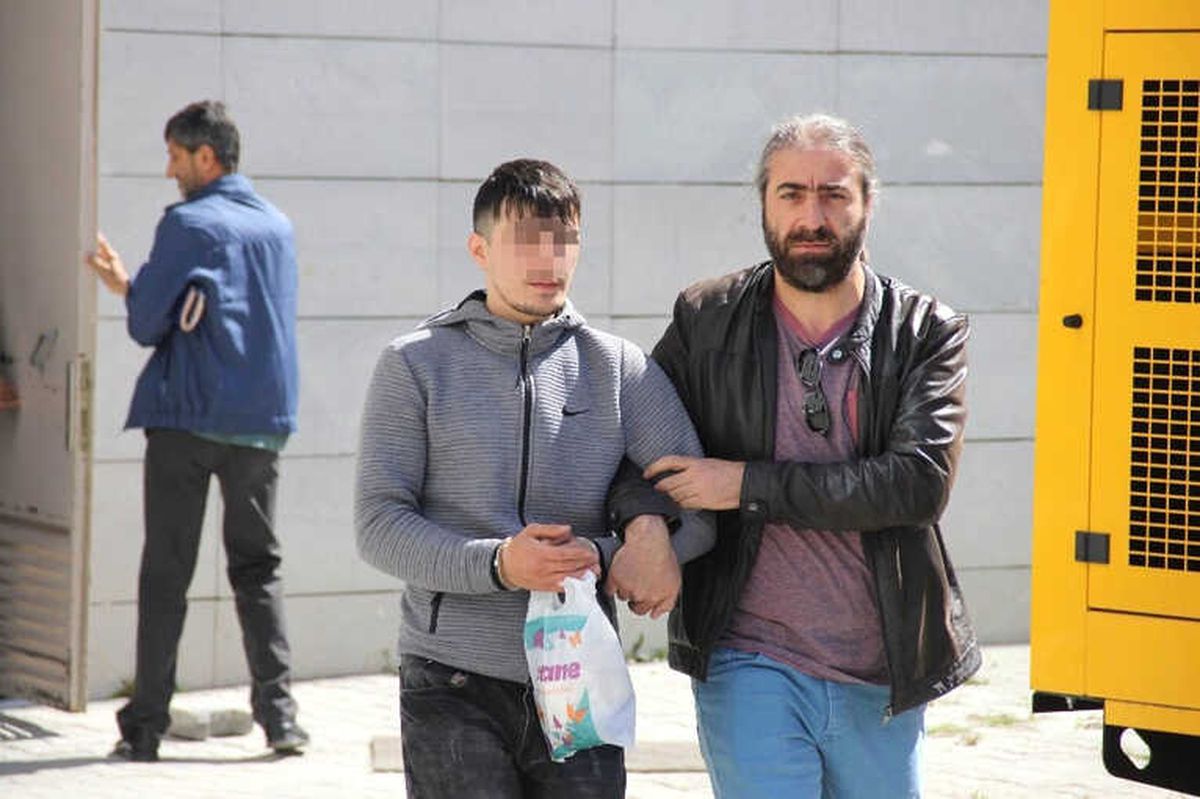 Hakkında 21 Yıl Hapis Cezası Bulunan Genç Saklandığı Evde Yakalandı