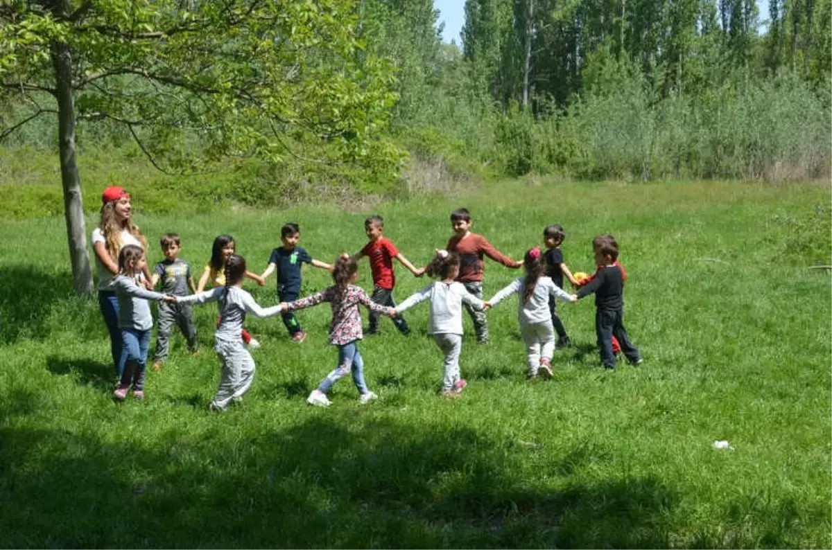 Havaların Isınmasıyla Öğrenciler Pikniğe Koştu