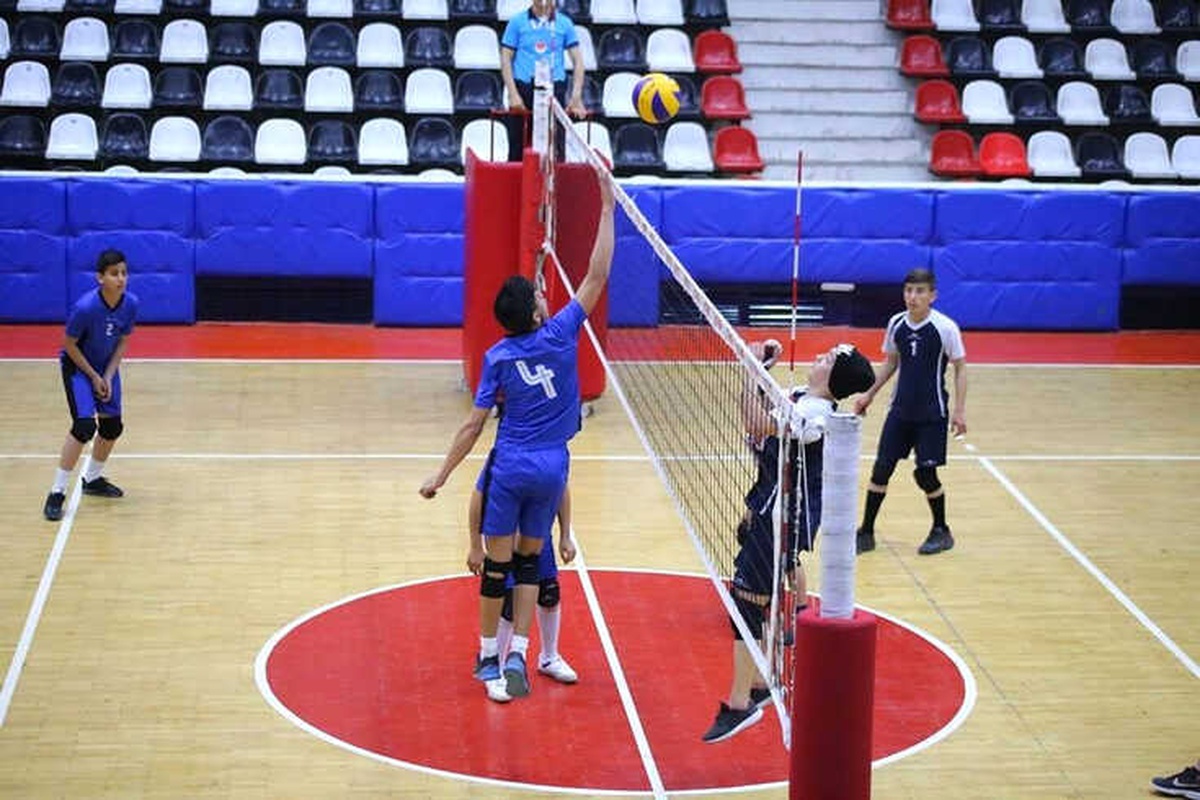 Küçük Erkekler Voleybol Grup Müsabakaları Tamamlandı