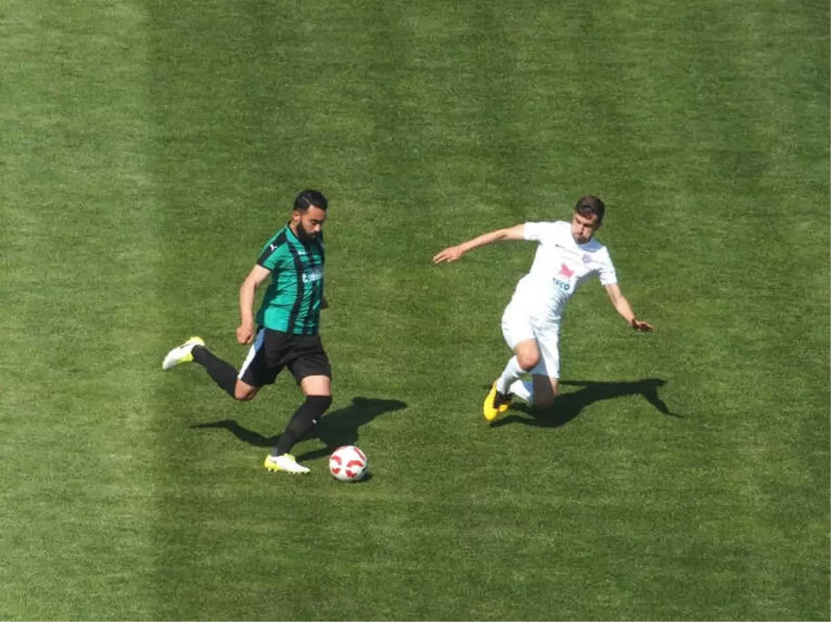 Tff 2. Lig Play-off Çeyrek Final: Bandırmaspor: 0 - Sakaryaspor: 2