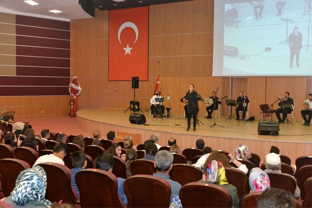 Türk Halk Müziği Ses Yarışmasının Şampiyonu Belli Oldu