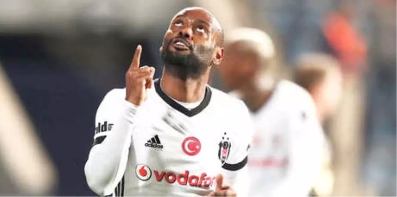 Vagner Love Zinciri Kırdı