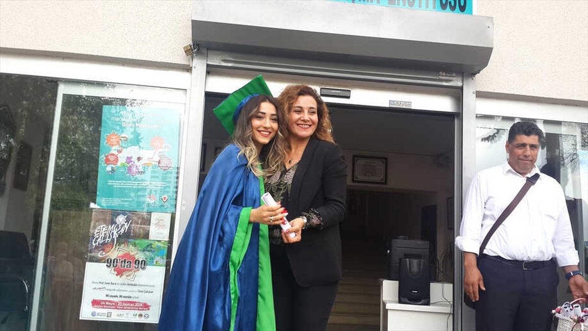 Adana Olgunlaşma Enstitüsü\'nde Mezuniyet
