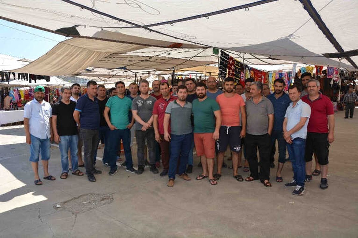 Dalyan\'da Pazarcılar Yetkililerden Yardım Bekliyor