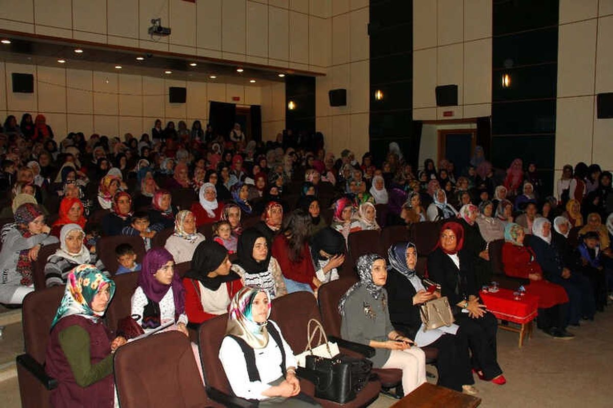Hizan\'da "Anneler Günü" Programı