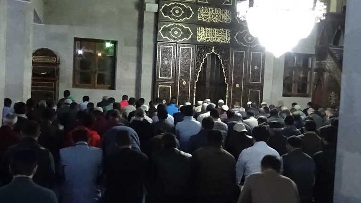 Kars\'ta İlk Teravih Namazı Kılındı