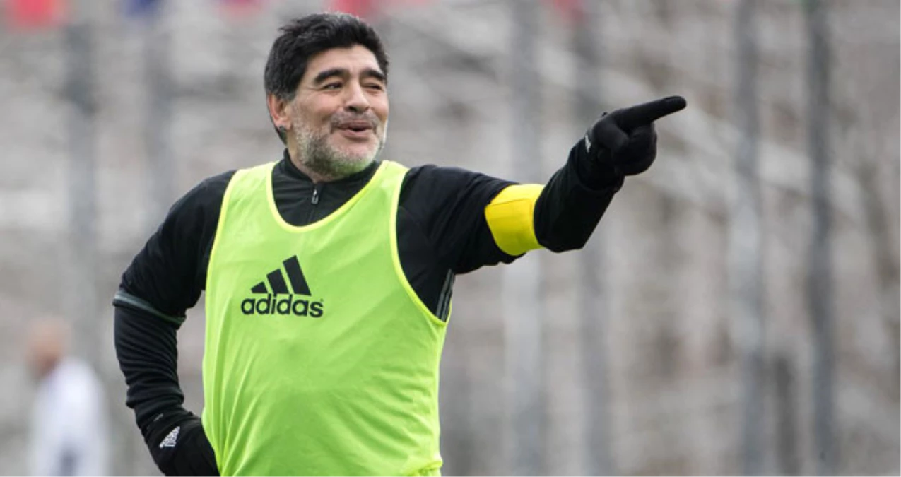 Maradona Beyaz Rusya Ekibi Dinamo Brest\'in Hem Başkanı Hem de Teknik Direktörü Oldu