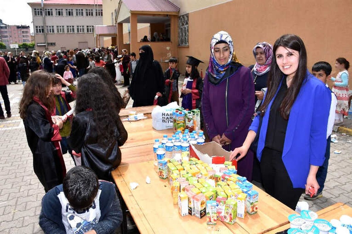 Muş\'ta Engelli Öğrenci Yararına Kermes