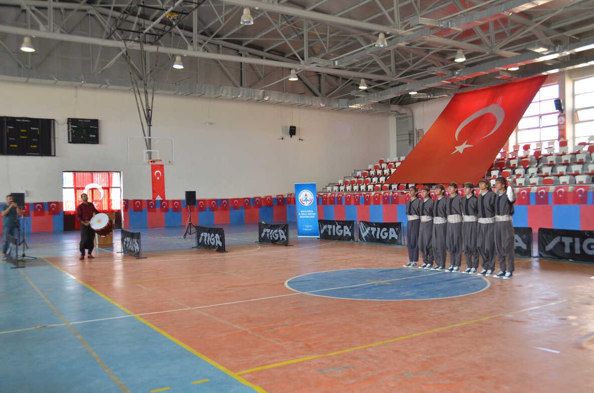 \'Valilik Kupası Halk Oyunları,\' Yarışması Kazananları Belli Oldu