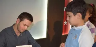 Yazar Olacak Çocuklar Gülbent'i Ağırladı