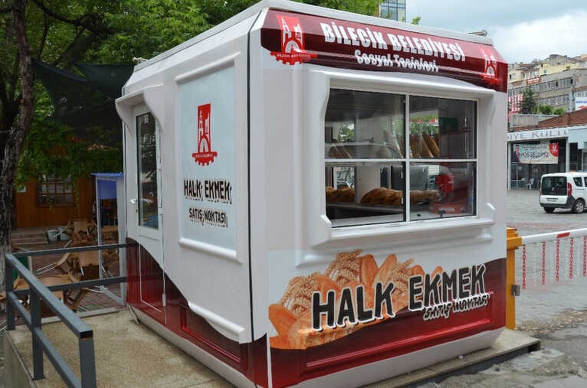 300 Gram Ramazan Pidesi 1.25 Tl, 200 Gram Ekmek 75 Kuruş