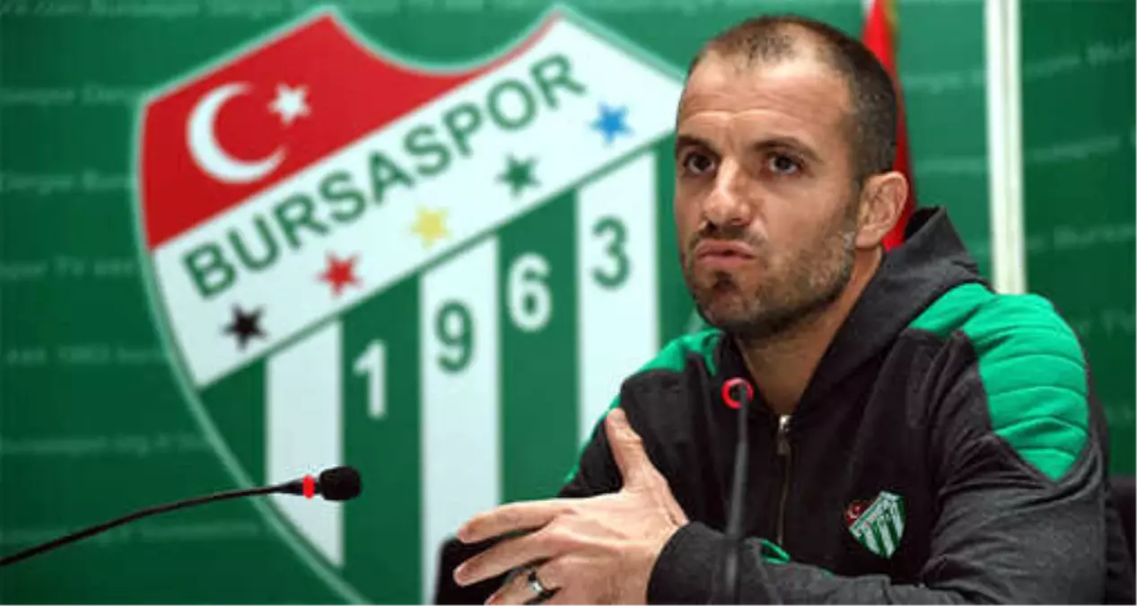 Bursaspor\'da Mustafa Er Gençleri Sahaya Sürecek