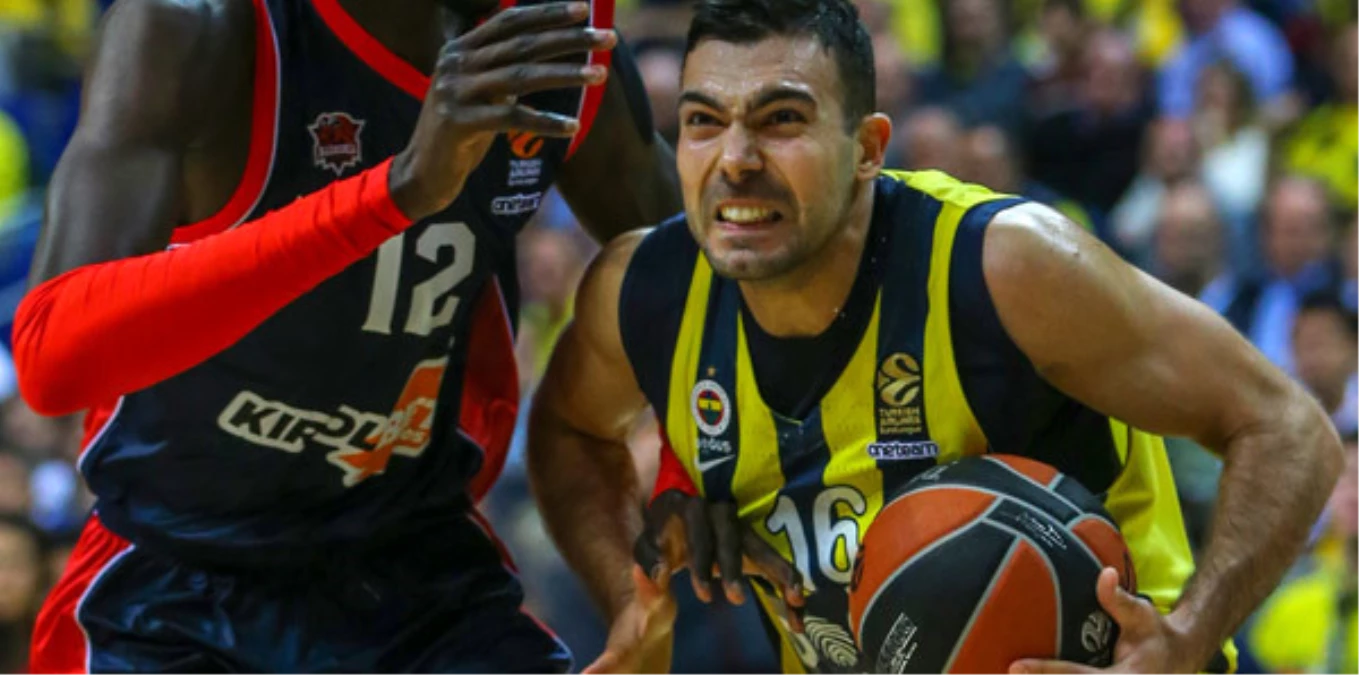 En Tecrübelisi Kostas Sloukas!