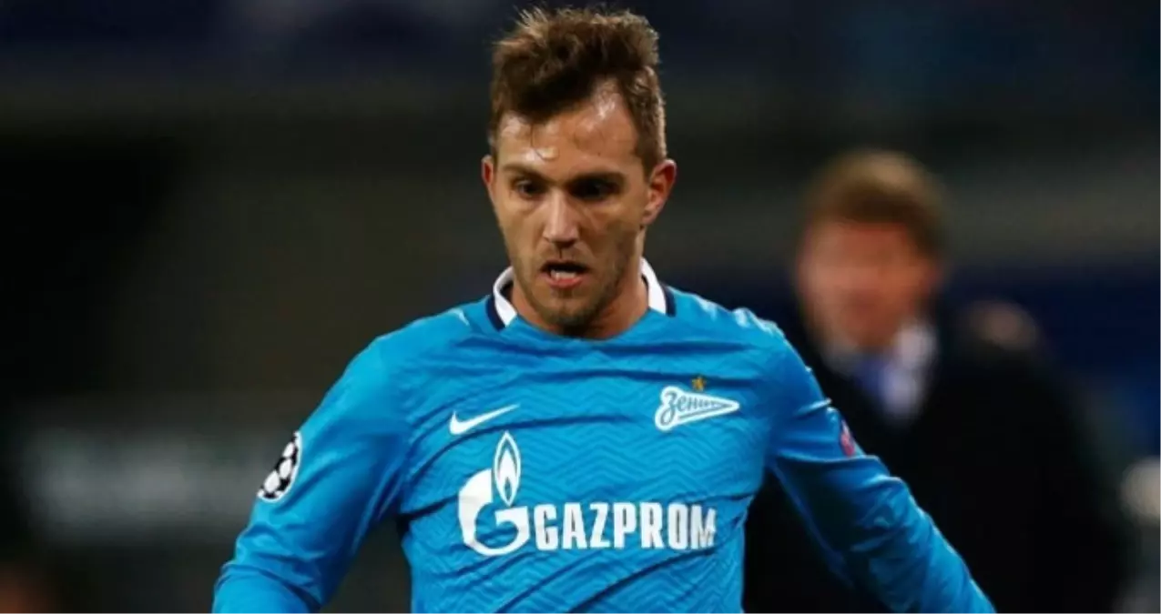 Galatasaray ve Fenerbahçe\'nin İstediği Domenico Criscito, Genoa\'ya Transfer Oldu