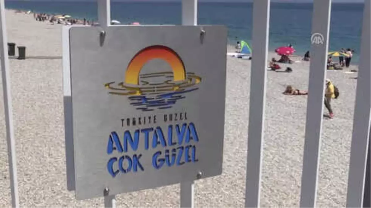 Güneşli Havada Deniz Keyfi