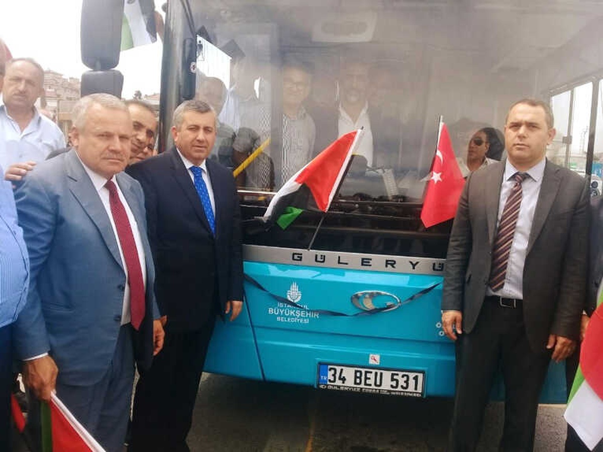 İstanbul Özel Halk Otobüsleri, İsrail\'in Filistinlilere Uyguladığı Zulmü Protesto Etti
