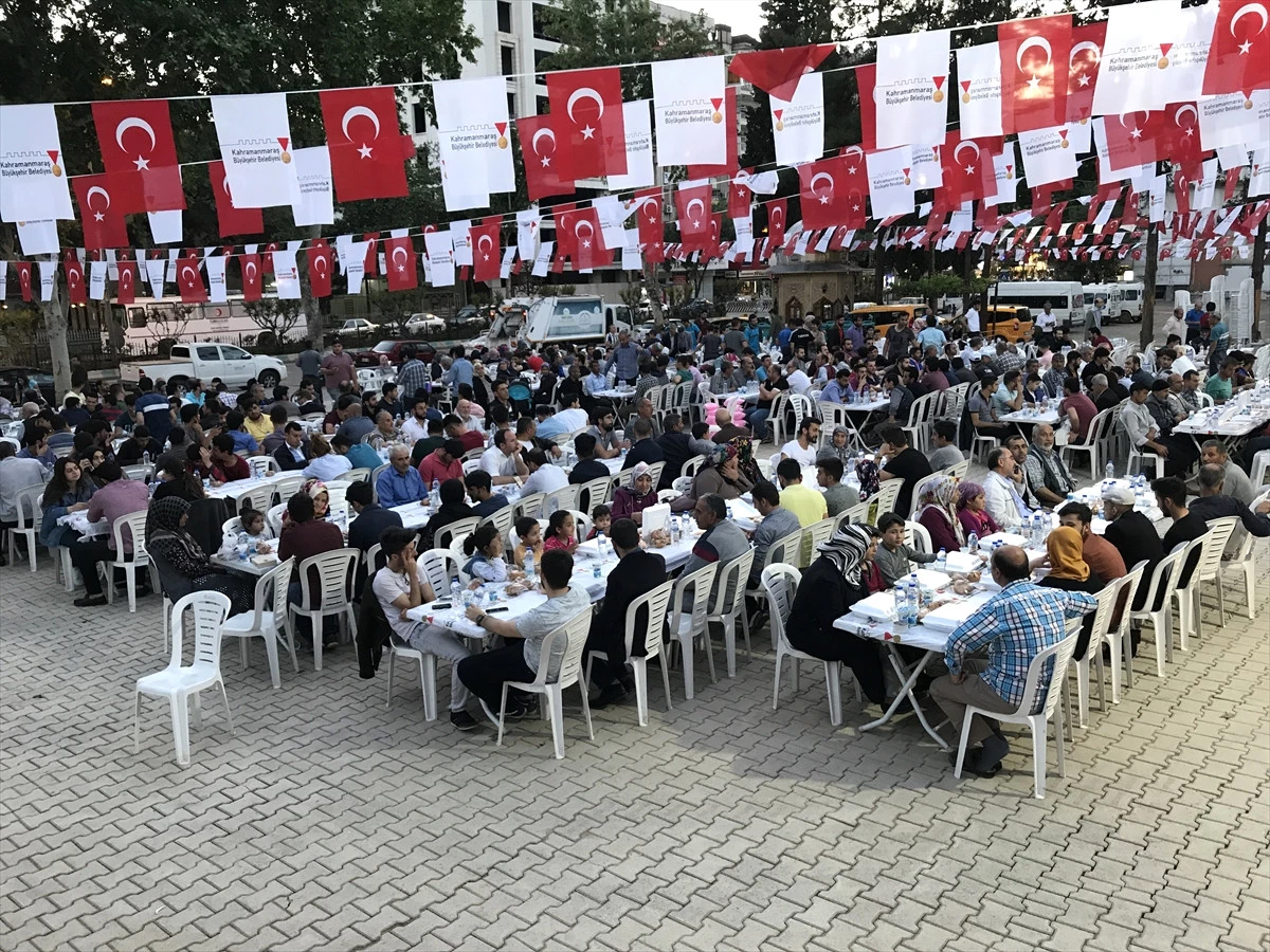 Ramazanın İlk İftarı Açıldı