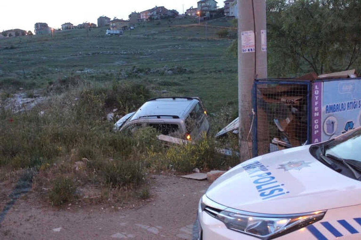 Tavşanlı\'da Trafik Kazası: 2 Yaralı