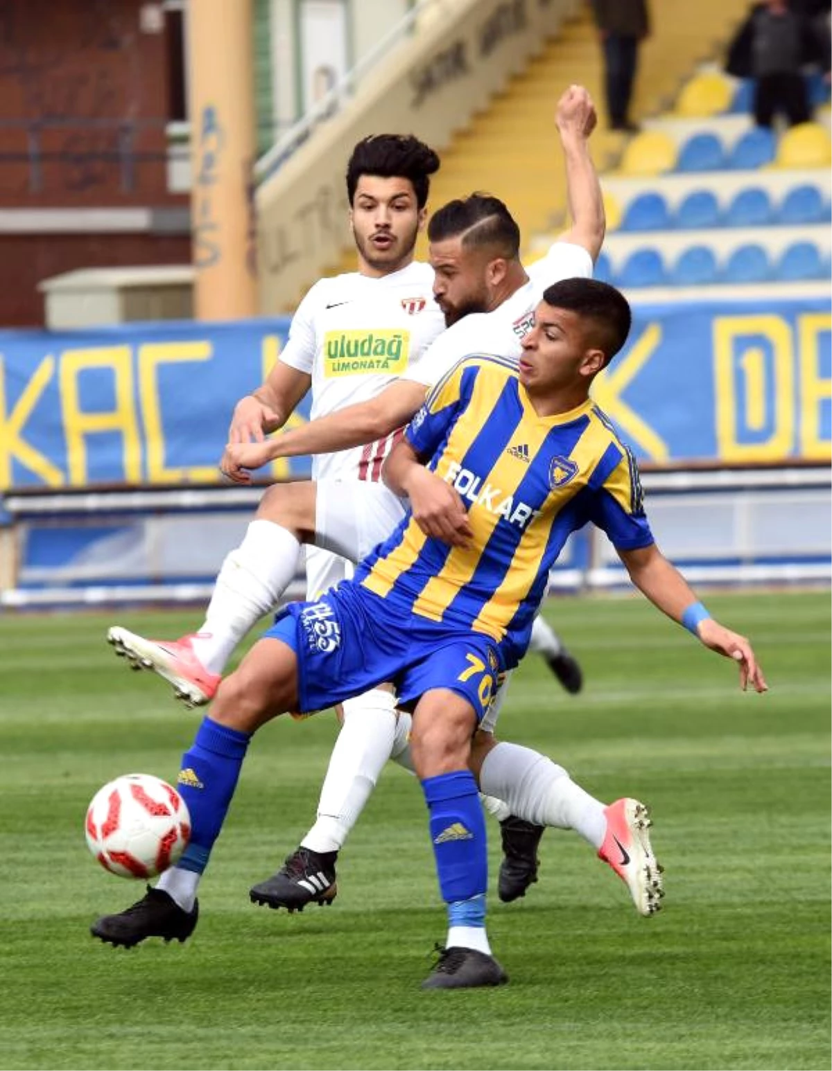 Bucaspor\'un Gençlerine Talip Çok