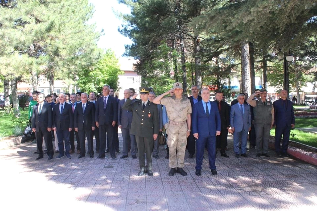 Doğanşehir\'de Gençlik Haftası Yürüyüşü