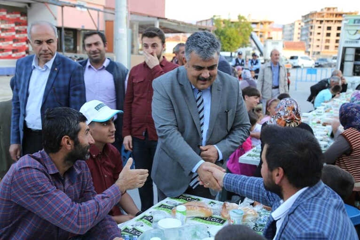 Ereğli\'de Geleneksel Mahalle İftarları Başladı