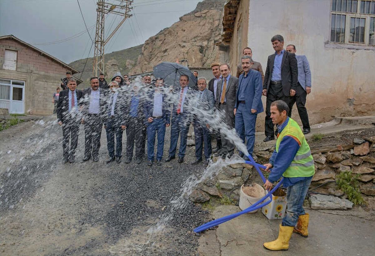 Hakkari\'de İçme Suyu Çalışmaları