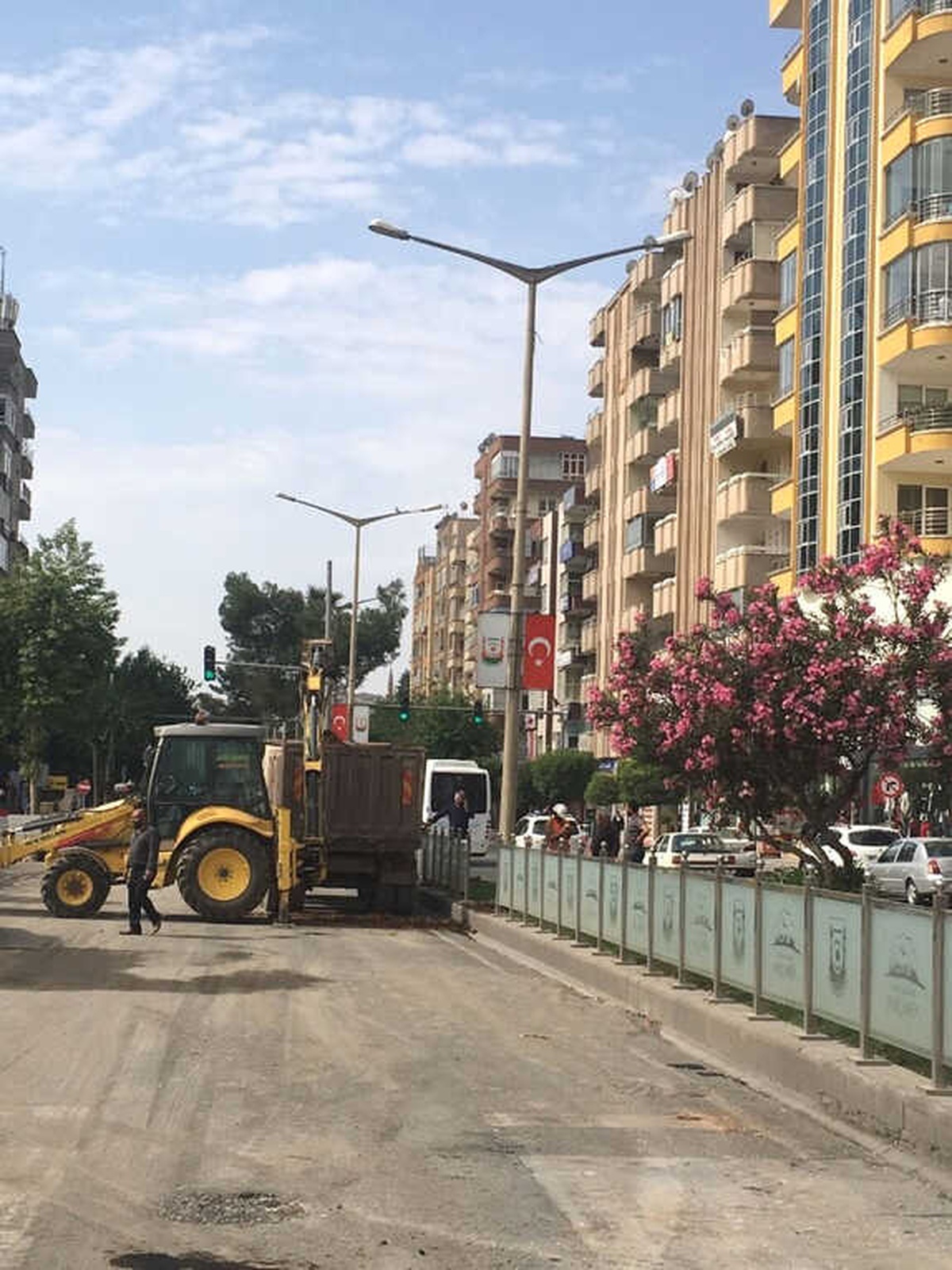 Hatalı Kazının Yeraltı Kablolarını Patlattığı İddiası
