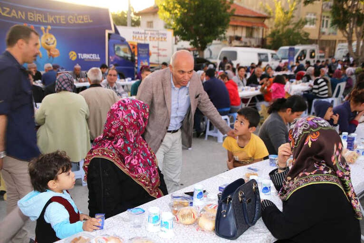 İlk İftar Sofrası Topucak Meydanı\'nda Kurulacak