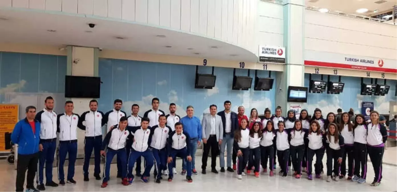 Polisgücü Kadın ve Erkek Hokeycileri Avrupa Gitti