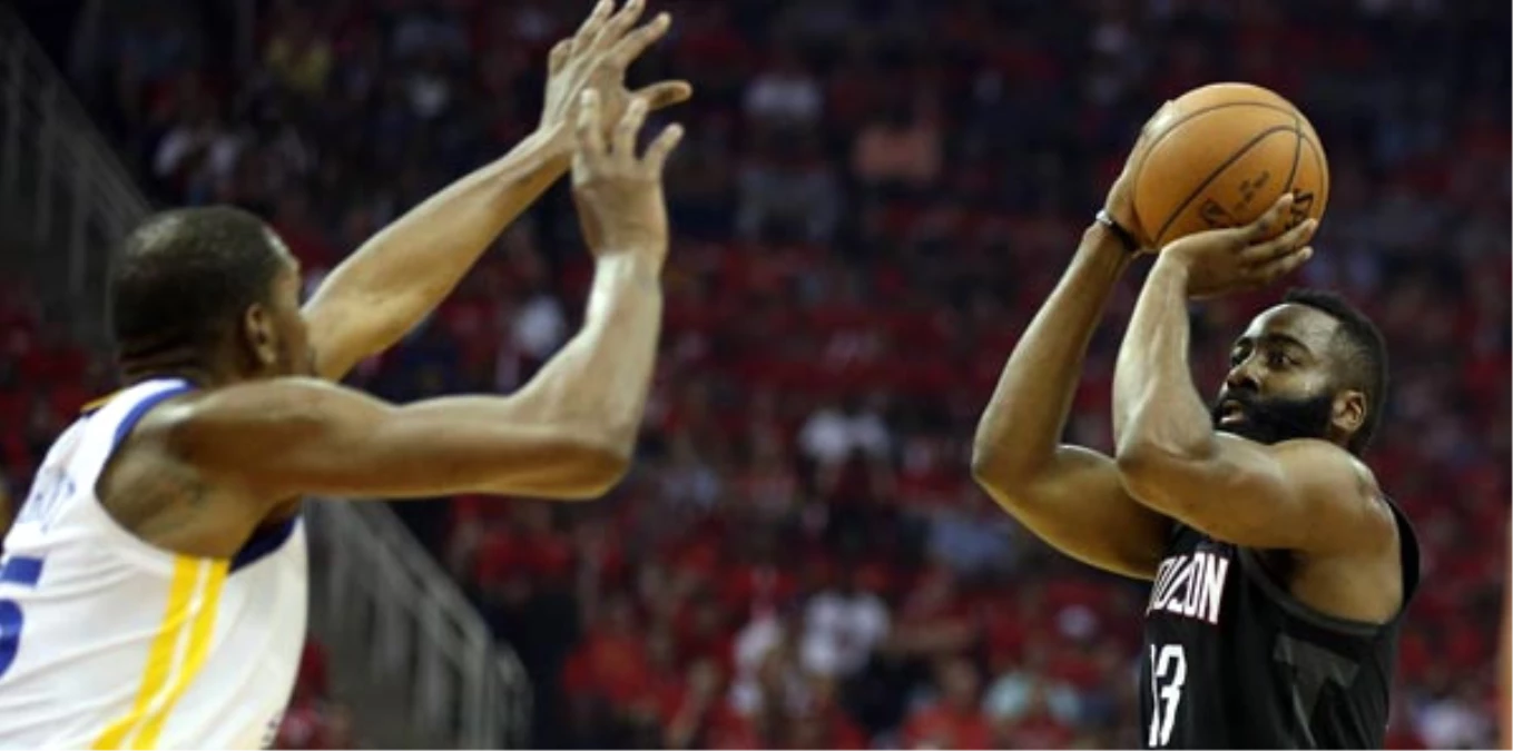 Rockets, Warriors\'a Fark Attı, Seriyi Eşitledi