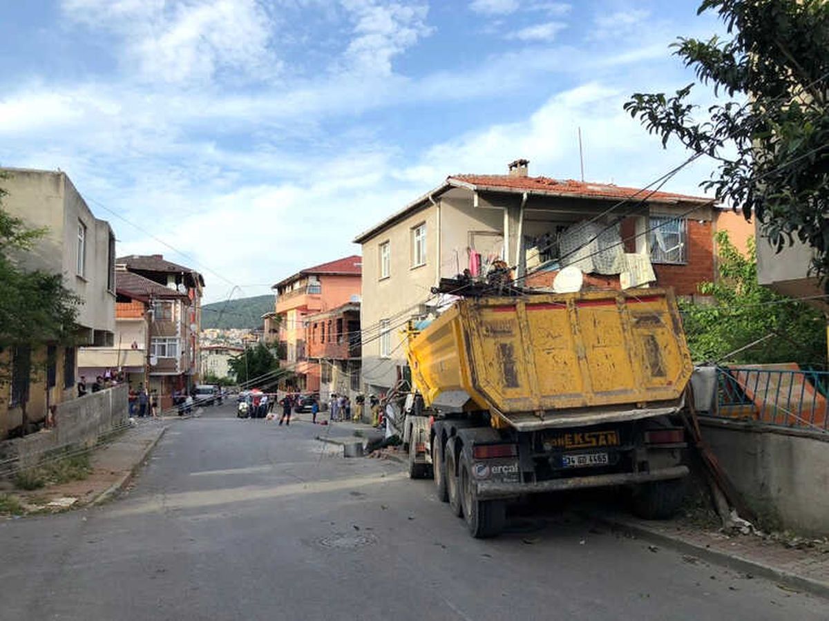 Sultanbeyli\'de Facianın Eşiğinden Dönüldü