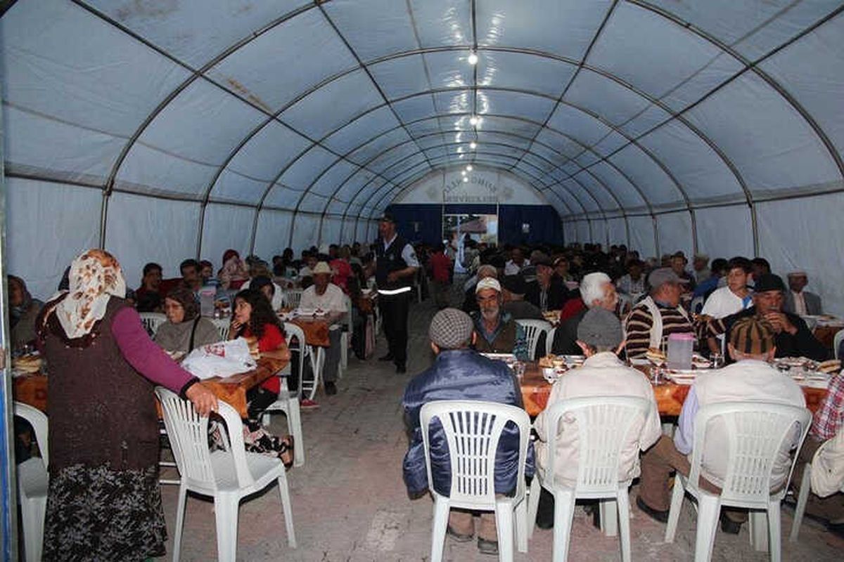 Sungurlu\'da İlk İftar Yapıldı