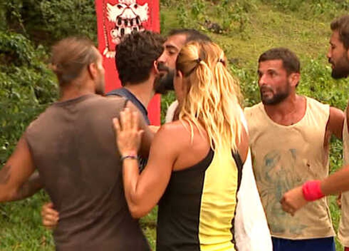 Survivor\'da Büyük Kavga! Hilmicem ve Mustafa Birbirine Girdi