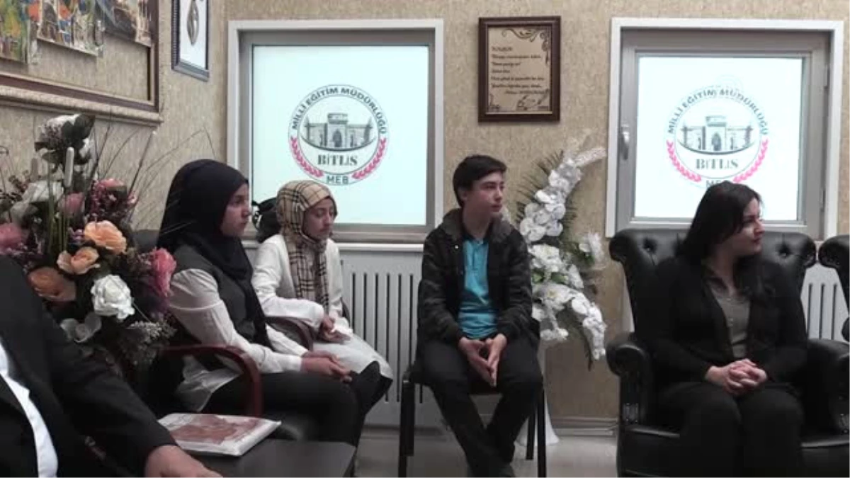 Tübitak Yarışmasında Dereceye Giren Öğrenciler Ödüllendirildi