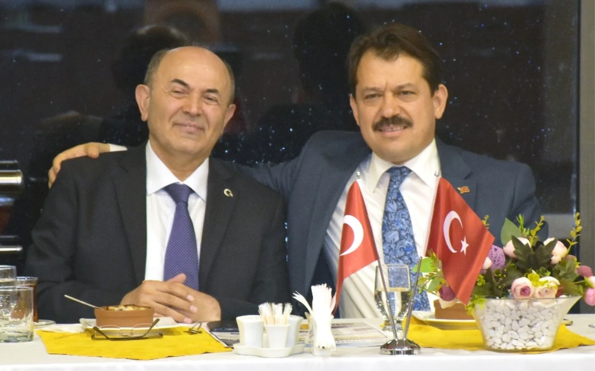 Türkiye\'nin En Çok Otopsi Yapan Savcısına Şiirli Veda