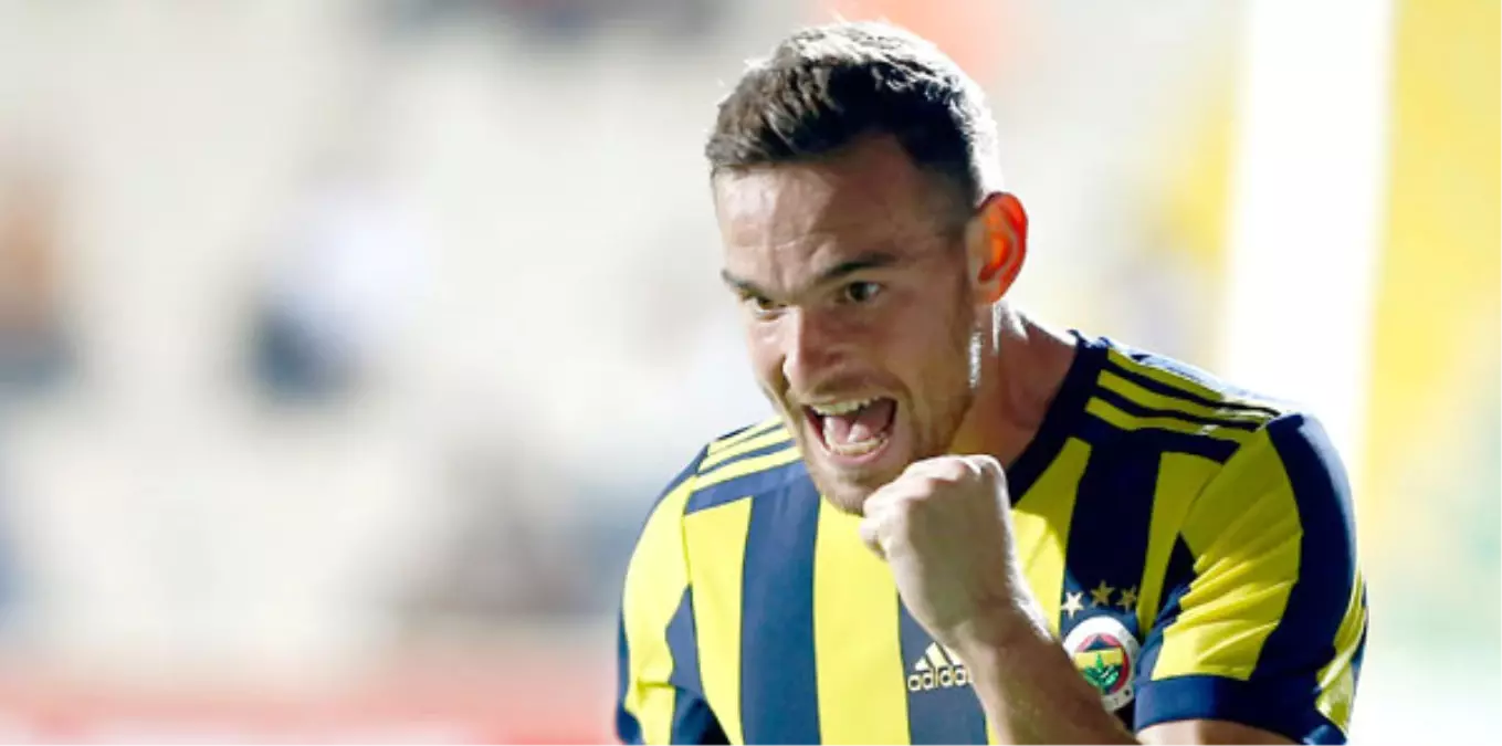 Tottenham, Janssen\'i 1 Yıl Daha Fenerbahçe\'ye Kiralamayı Düşünüyor