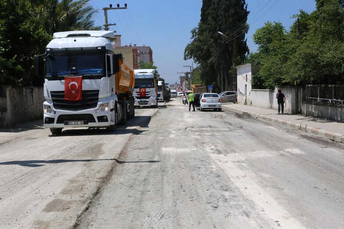 Yıpranan Yollar Yeniden Asfaltlanıyor