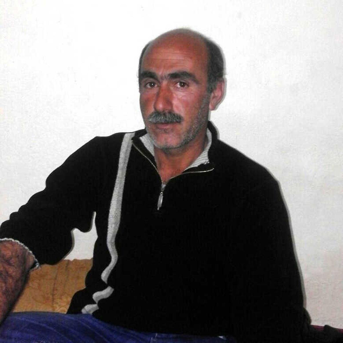 Annesini Döven Babasını Öldürdü
