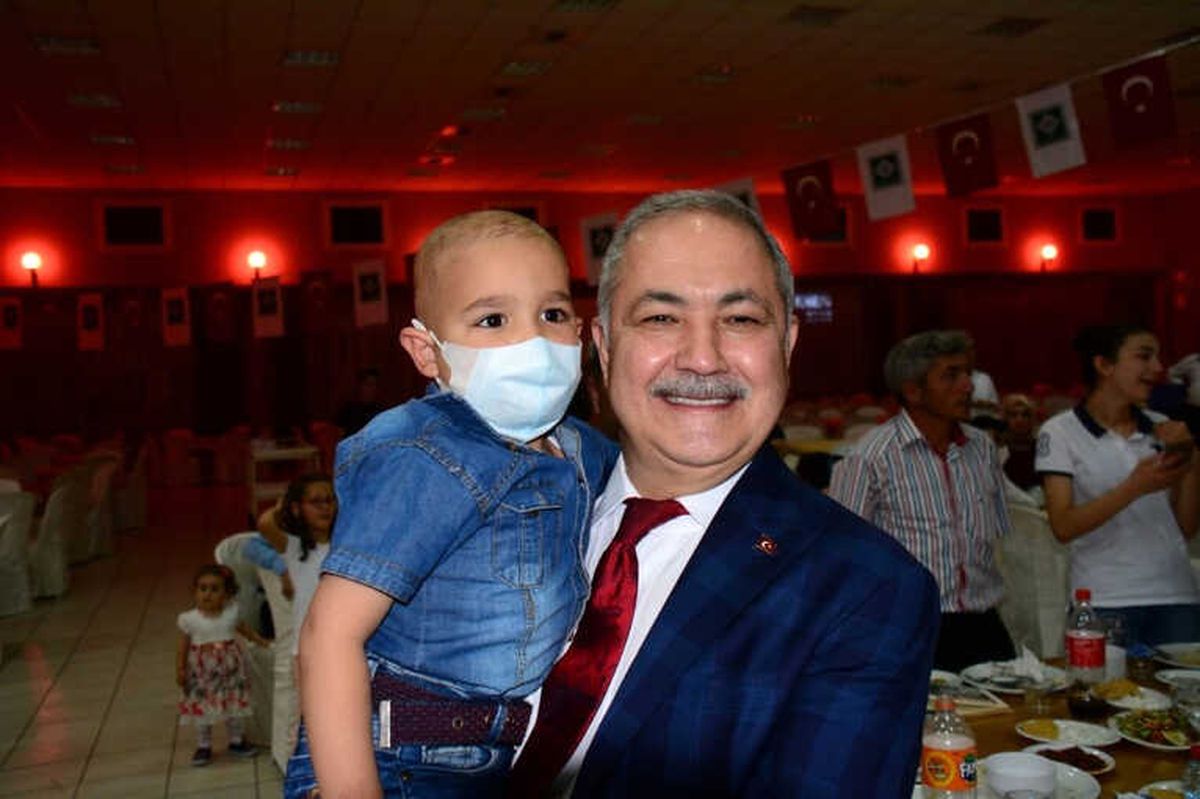 Başkan Kadir Kara, Lösemili Çocuklarla İftarda Bir Araya Geldi