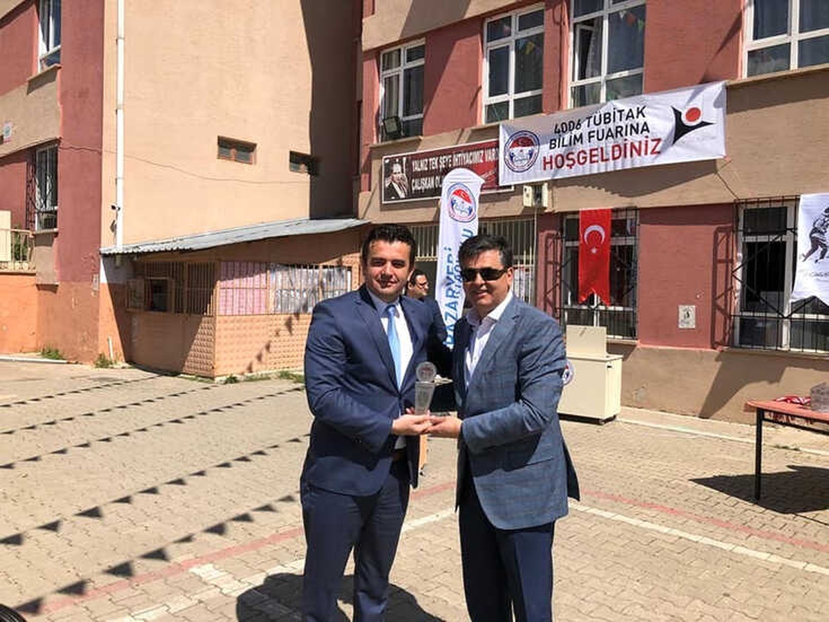 Başkan Yalçın, Tübitak Bilim Fuarına Katıldı
