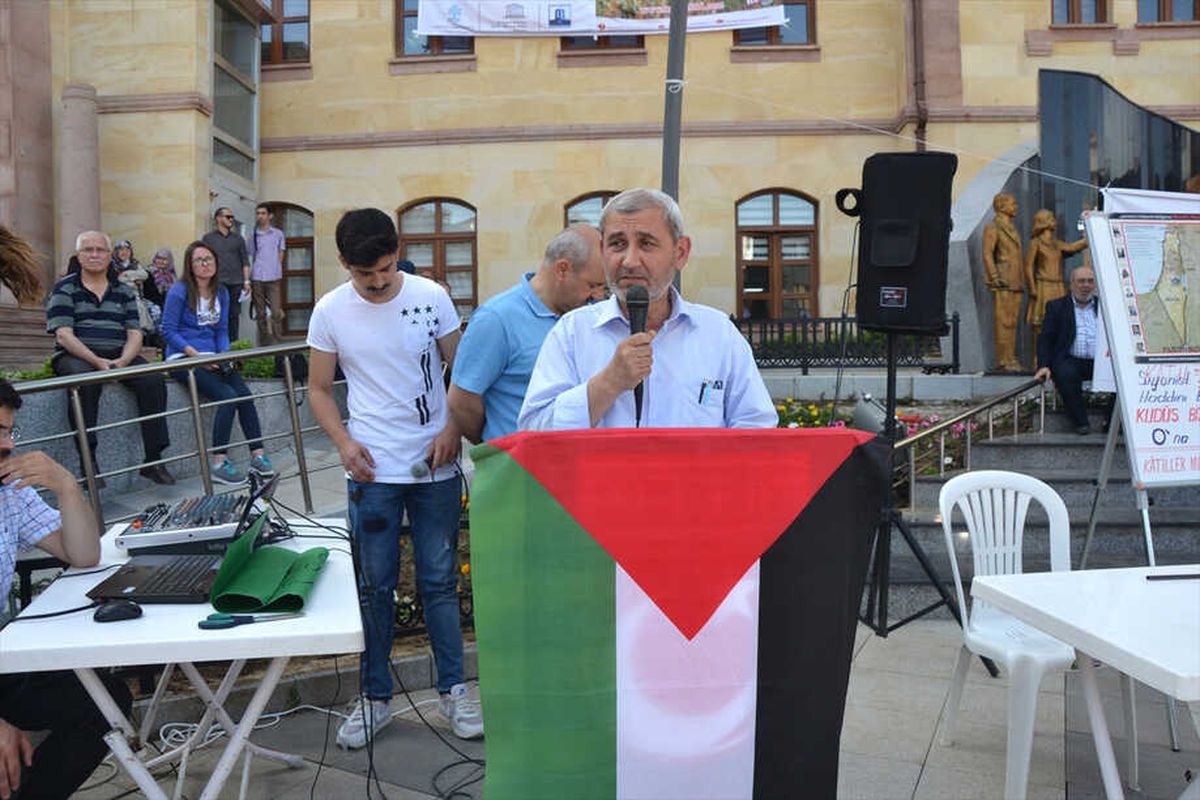 Biga\'da Filistin ve Kudüs\'e Destek Protestosu