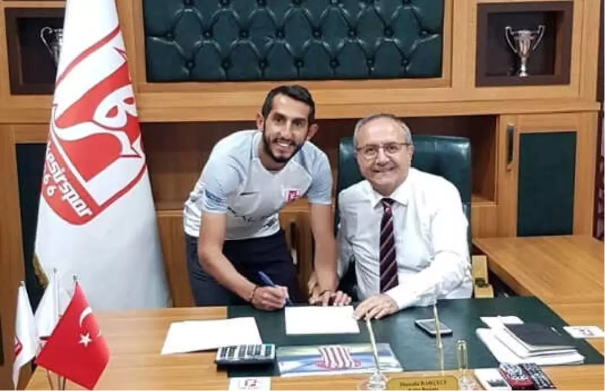 Cumali 1 Yıl Daha Balıkesirspor\'da