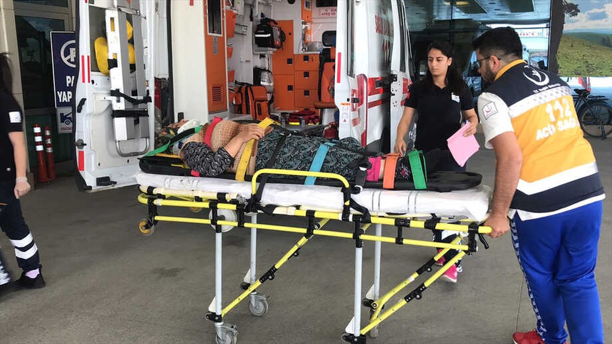 Düzce\'de Trafik Kazası : 1 Yaralı