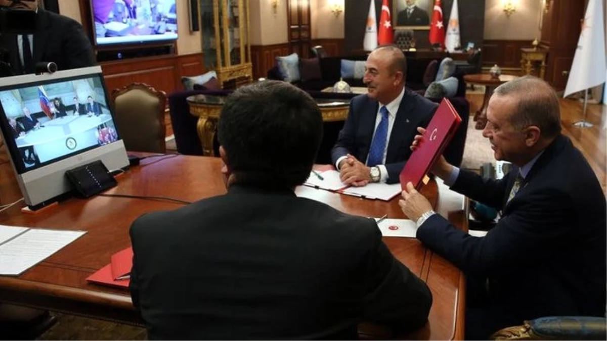 Erdoğan ve Maduro Telekonferansla Anlaşma İmzaladı