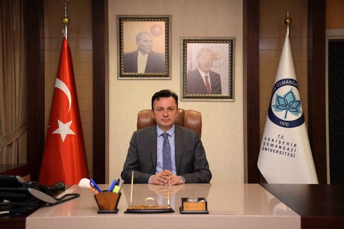 Esogü Rektör Vekili Şenocak\'ın 19 Mayıs Mesajı