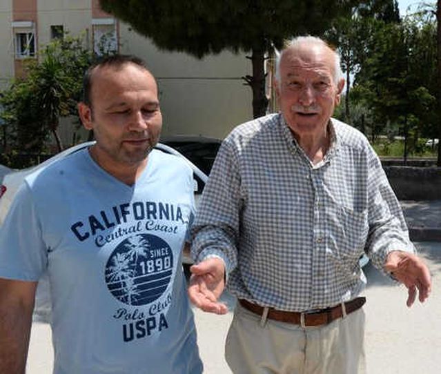 Ev Sahibini Tartaklayıp 1500 Dolarlık Köpeği Çaldı Son Dakika